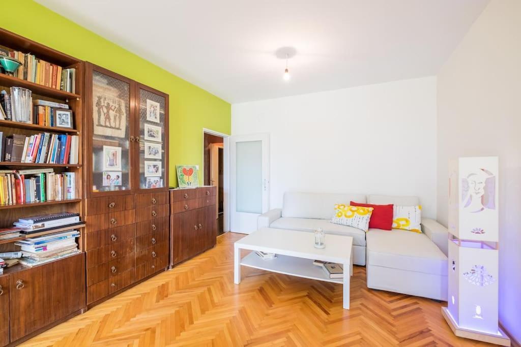 Beautiful Flat In Central Location By Flat Mаnager Sofía Exterior foto