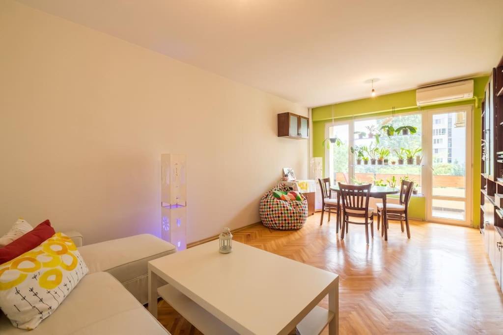 Beautiful Flat In Central Location By Flat Mаnager Sofía Exterior foto